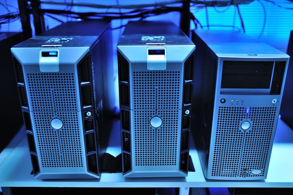 Moderna serverska infrastruktura za web hosting, VPS server i stabilan rad sajta